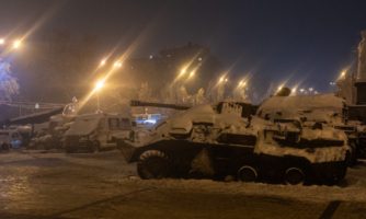 Ucrania: Cuatro años después de la invasión en gran escala del país por Rusia, es fundamental el compromiso global inquebrantable con la justicia